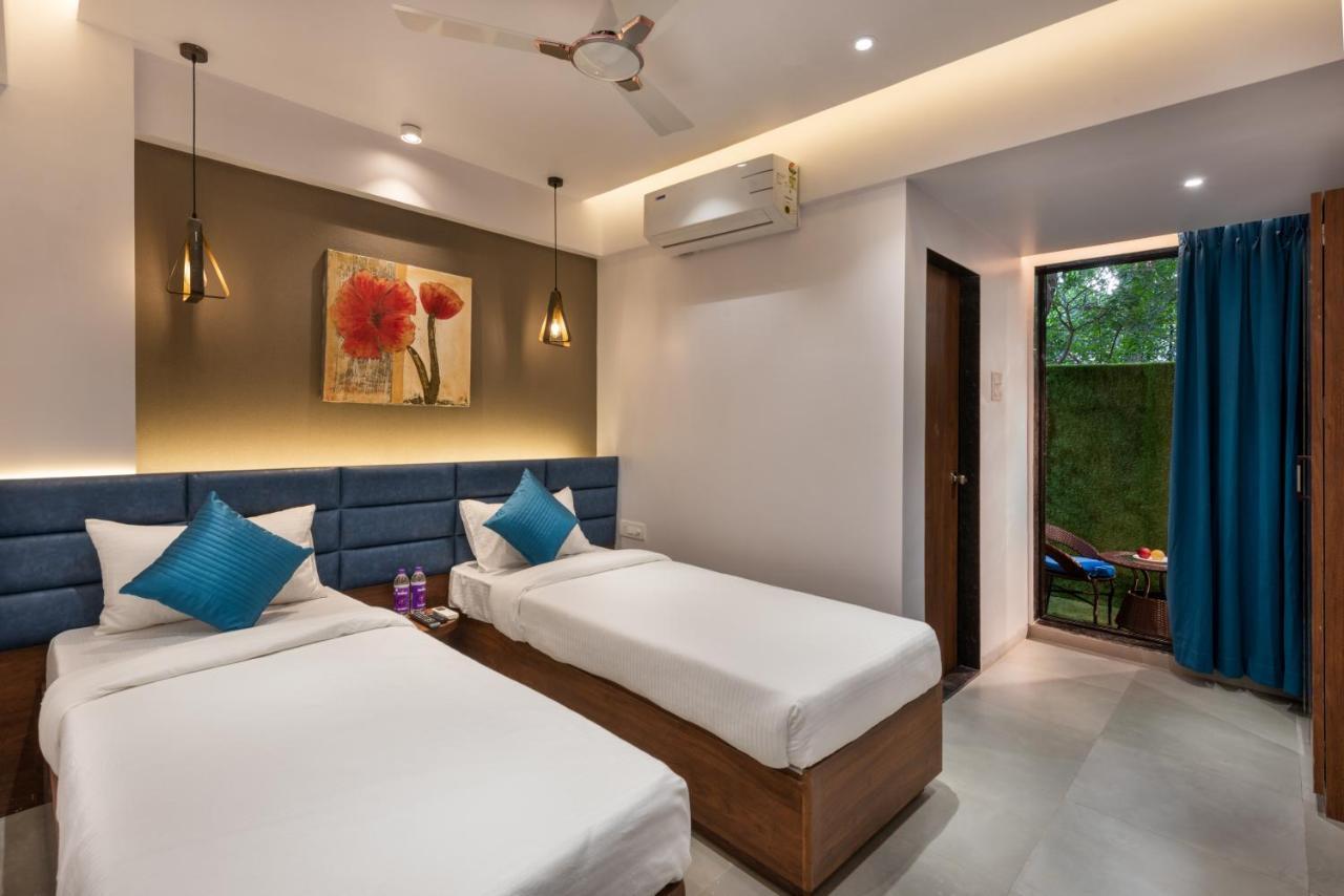 Paramount Riverfront Resort & Spa, Karjat Eksteriør bilde