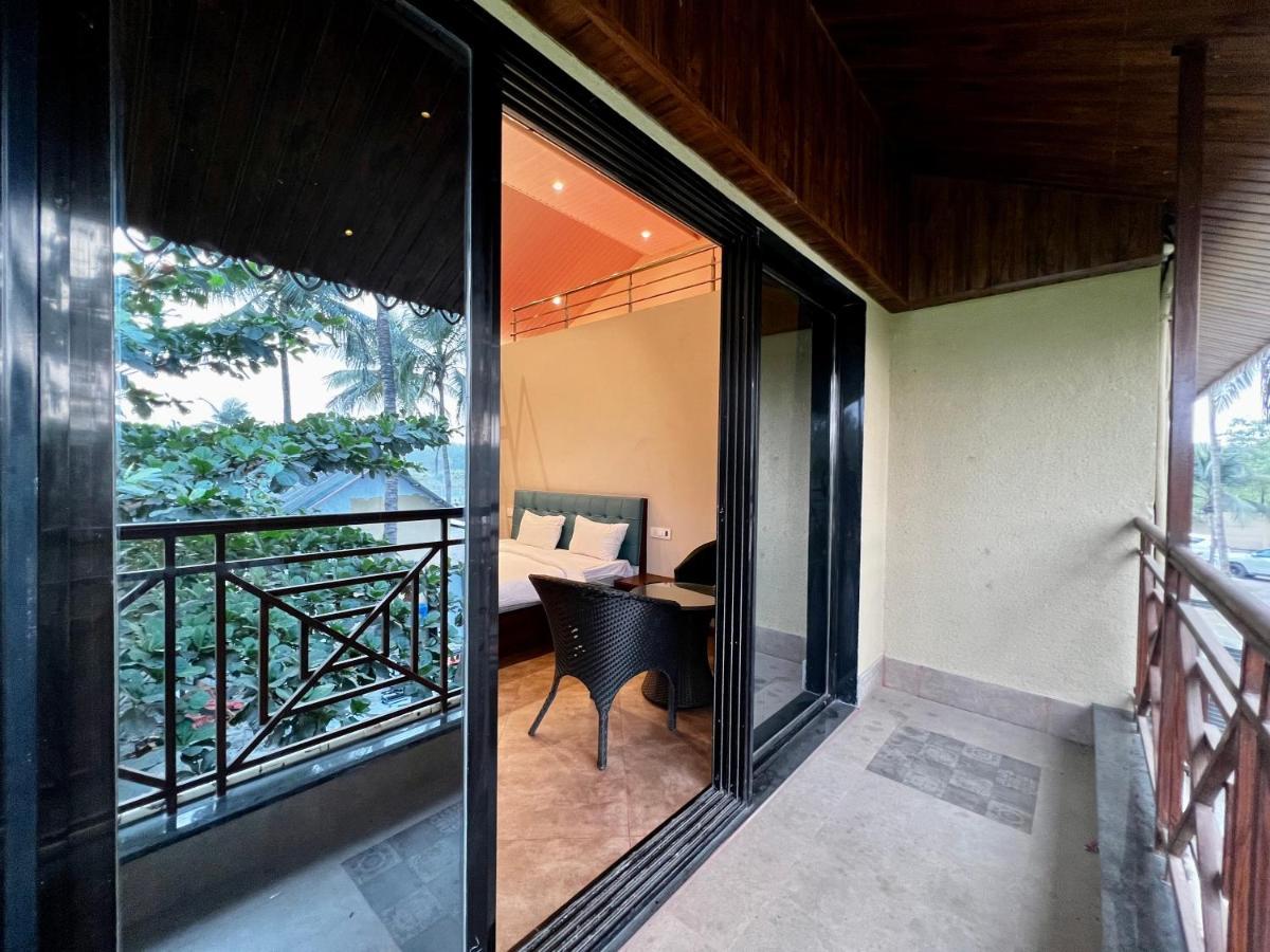 Paramount Riverfront Resort & Spa, Karjat Eksteriør bilde